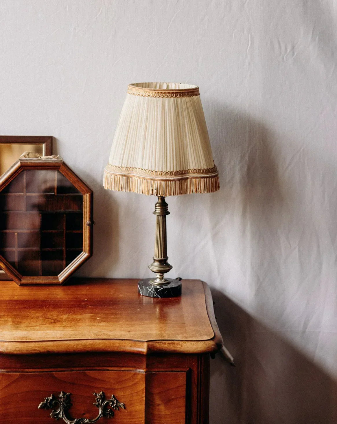 suzanne-lampe-à-poser-tissu-480-1
