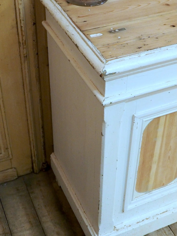 gilbert-buffet-pin-655-2