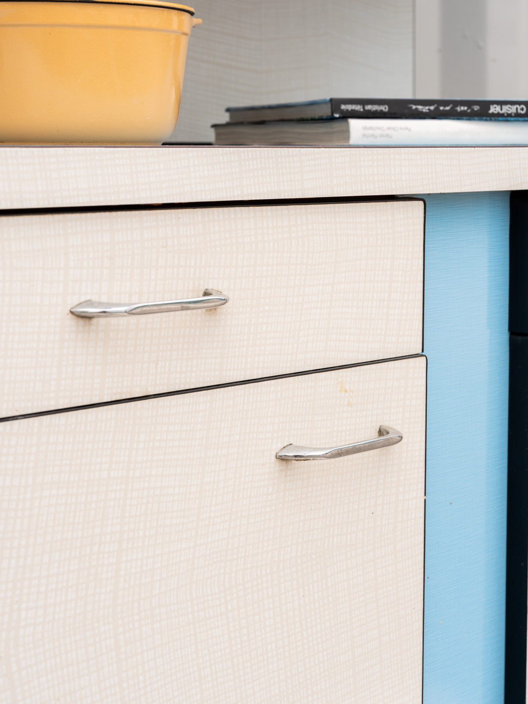gilbert-buffet-formica-1693-8