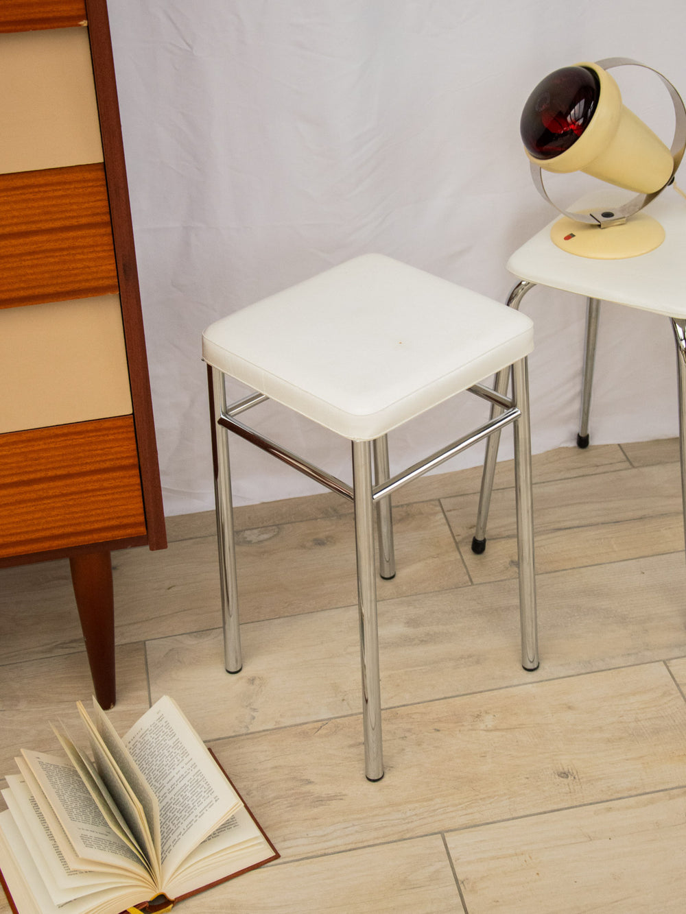 axel-tabouret-skaï-585-2