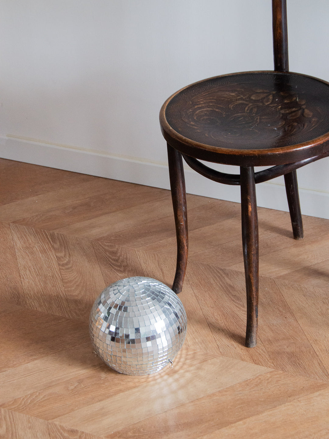 claude-chaise-bois-660-6