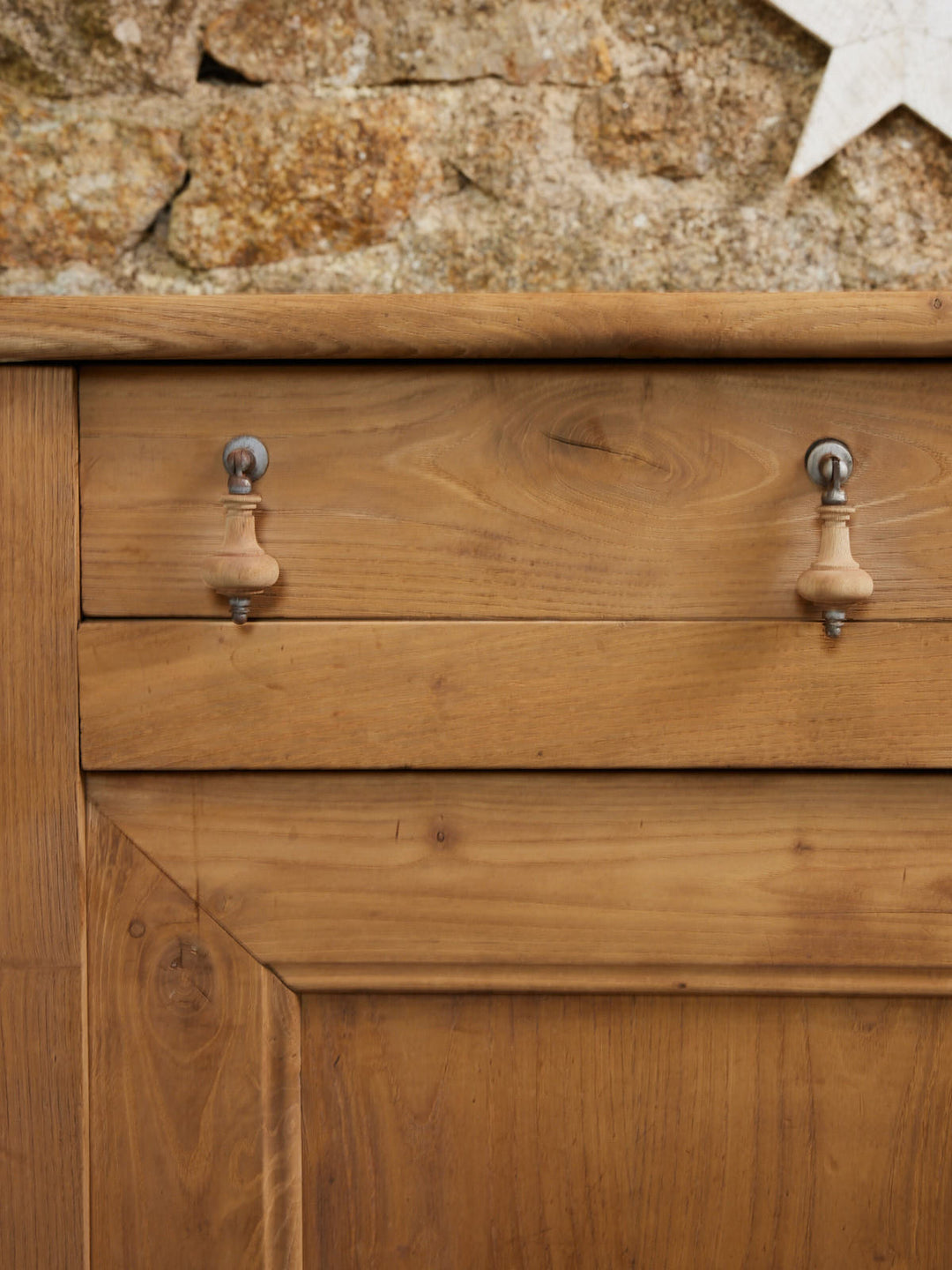 gilbert-buffet-bois-1642-6