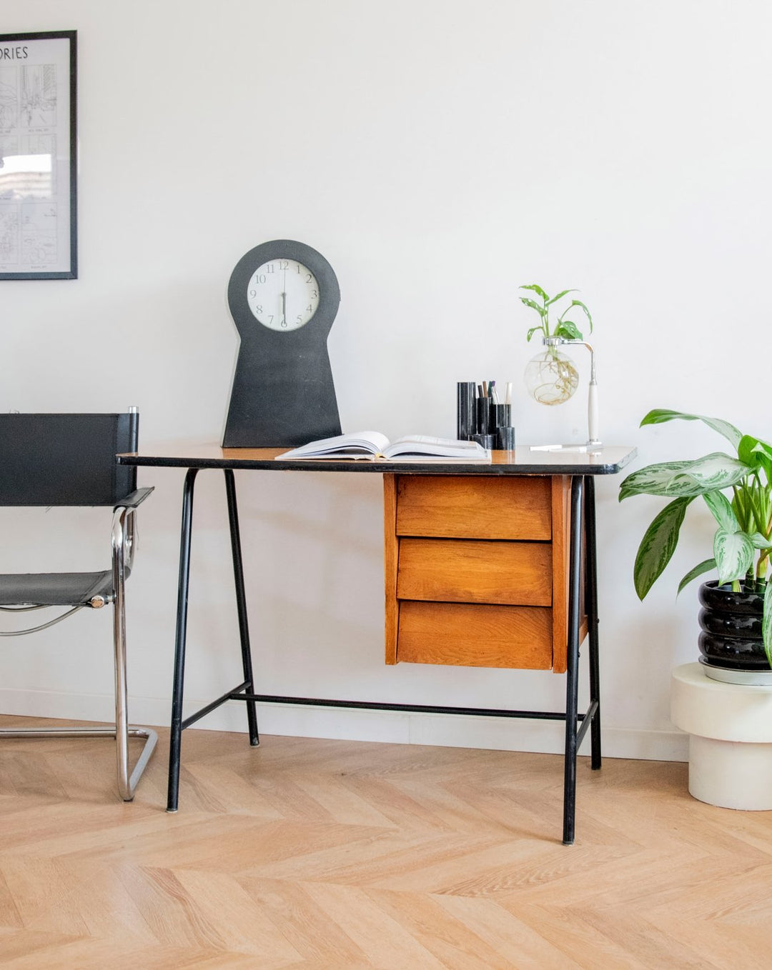 edouard-bureau-bois-680-1