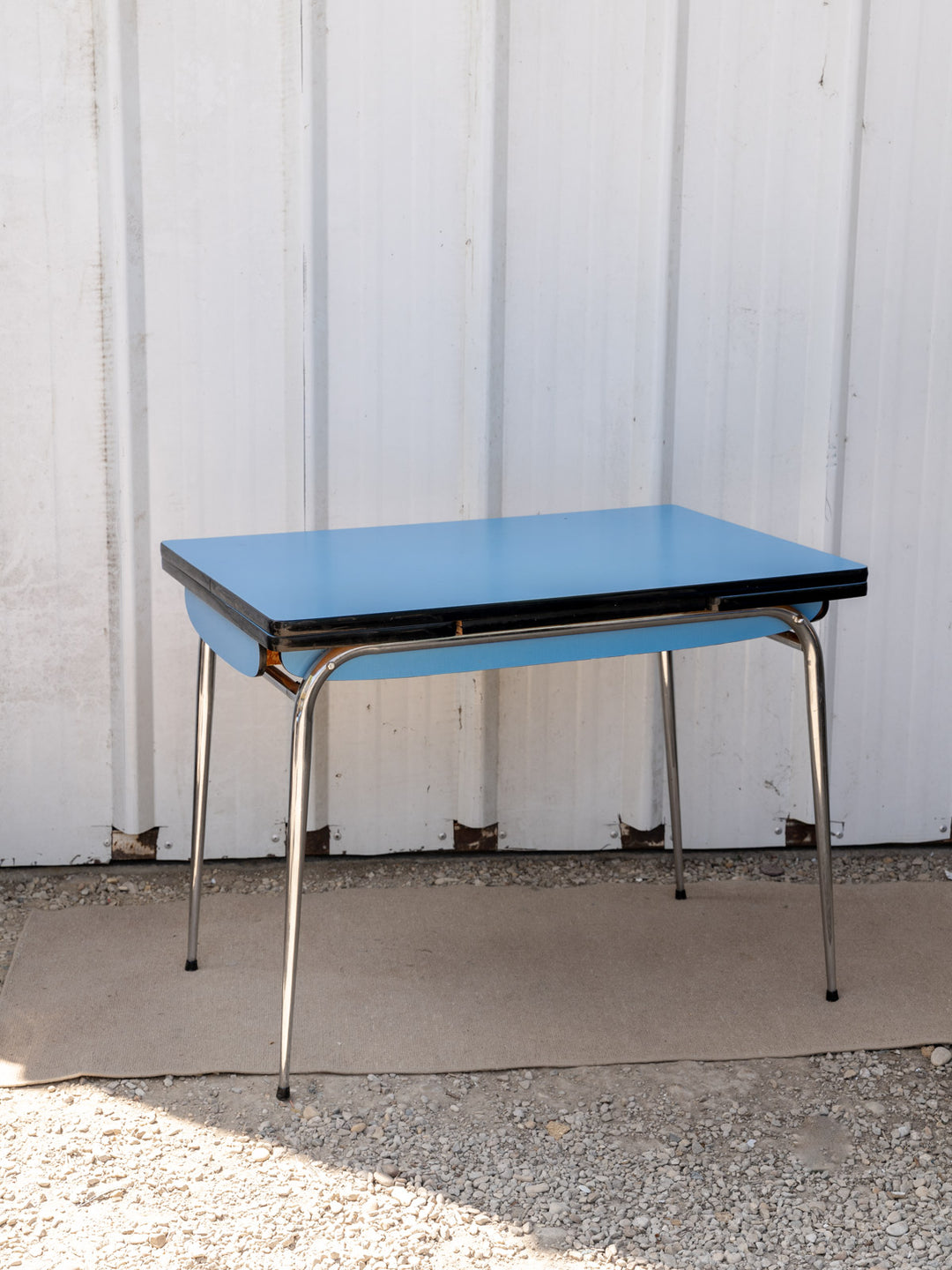 ange-ensemble-table-et-chaises-formica-26-17