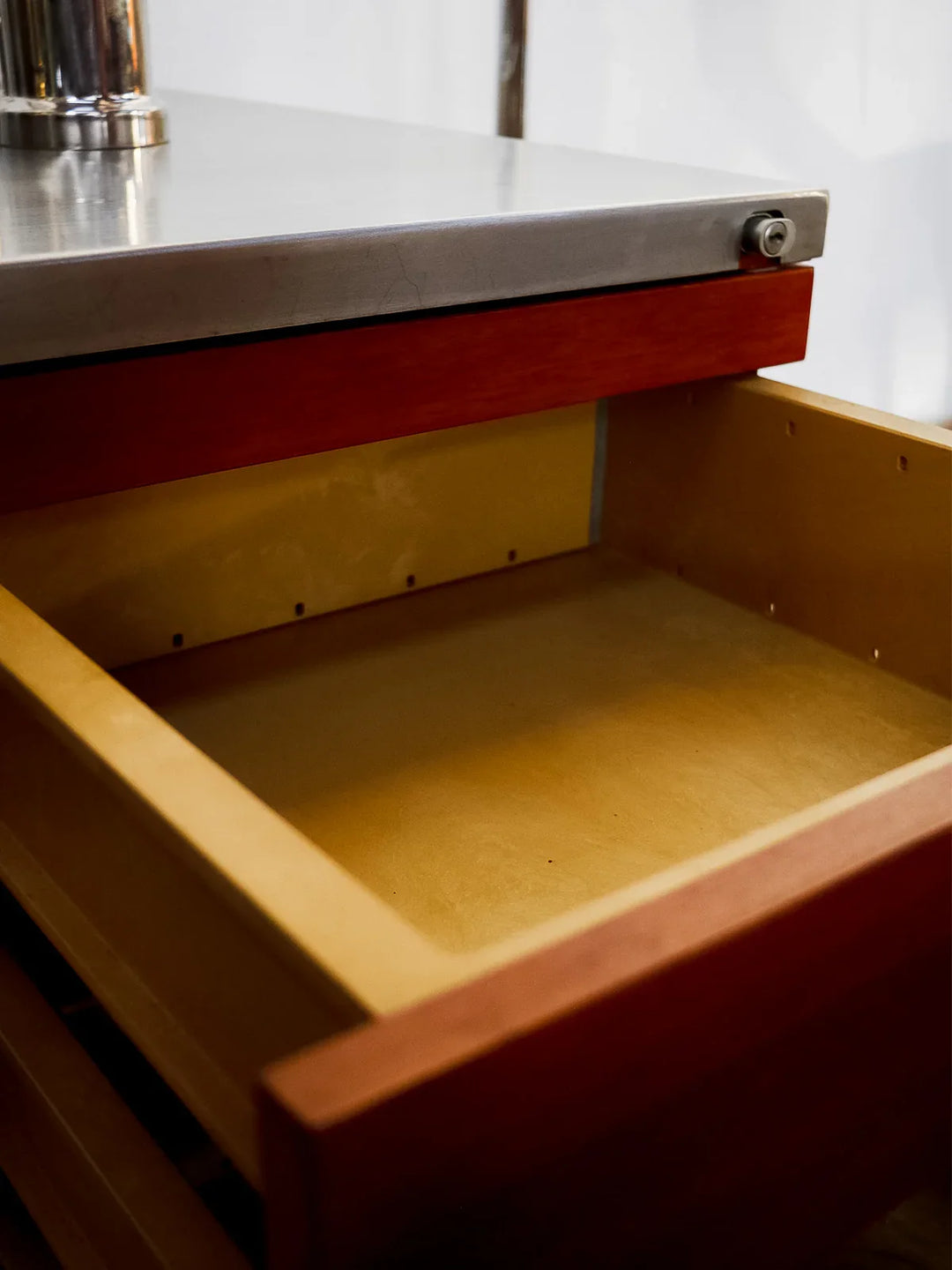 yvan-bureau-inox-485-8