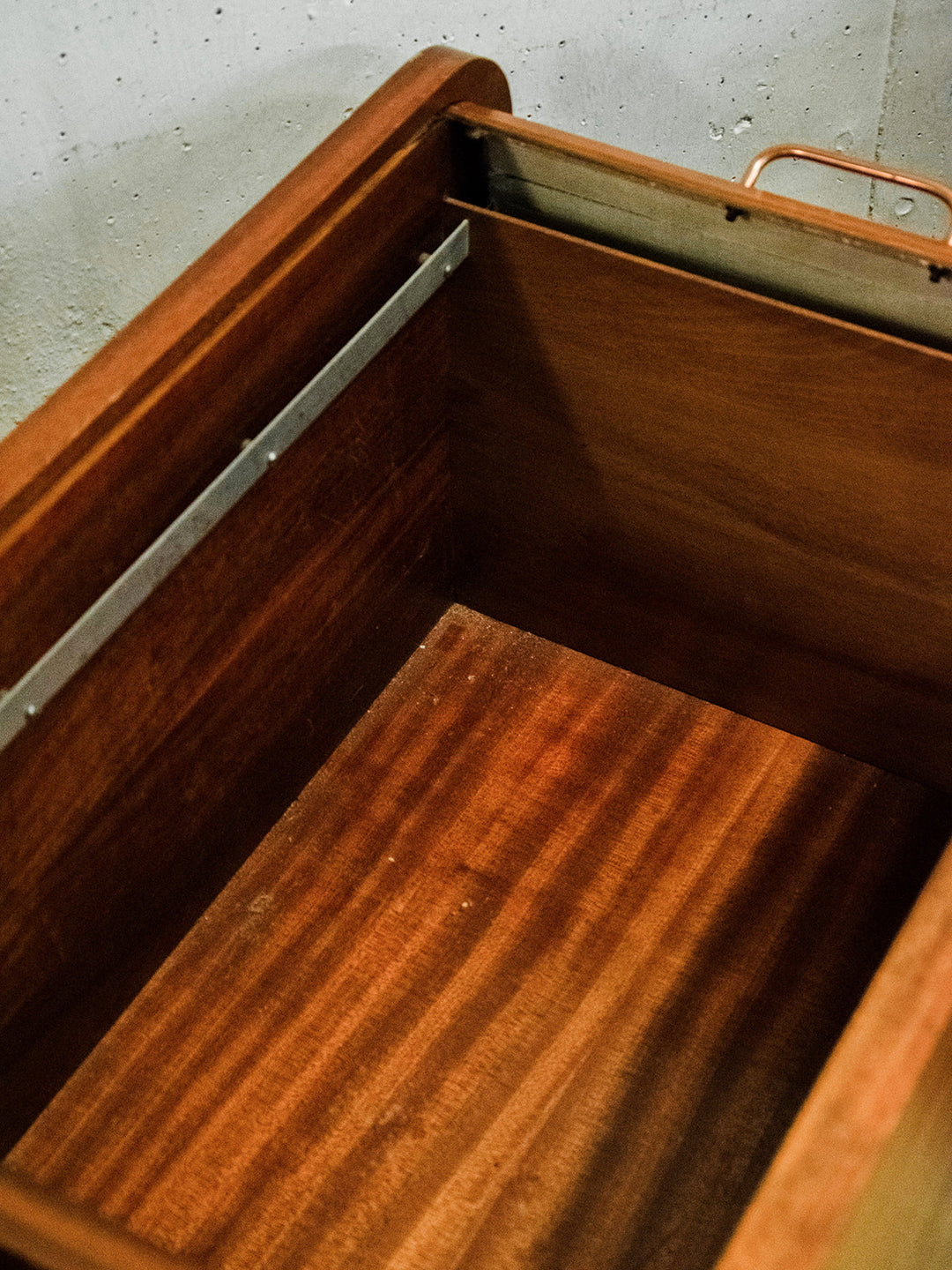 quentin-bar-bois-metal-27-8