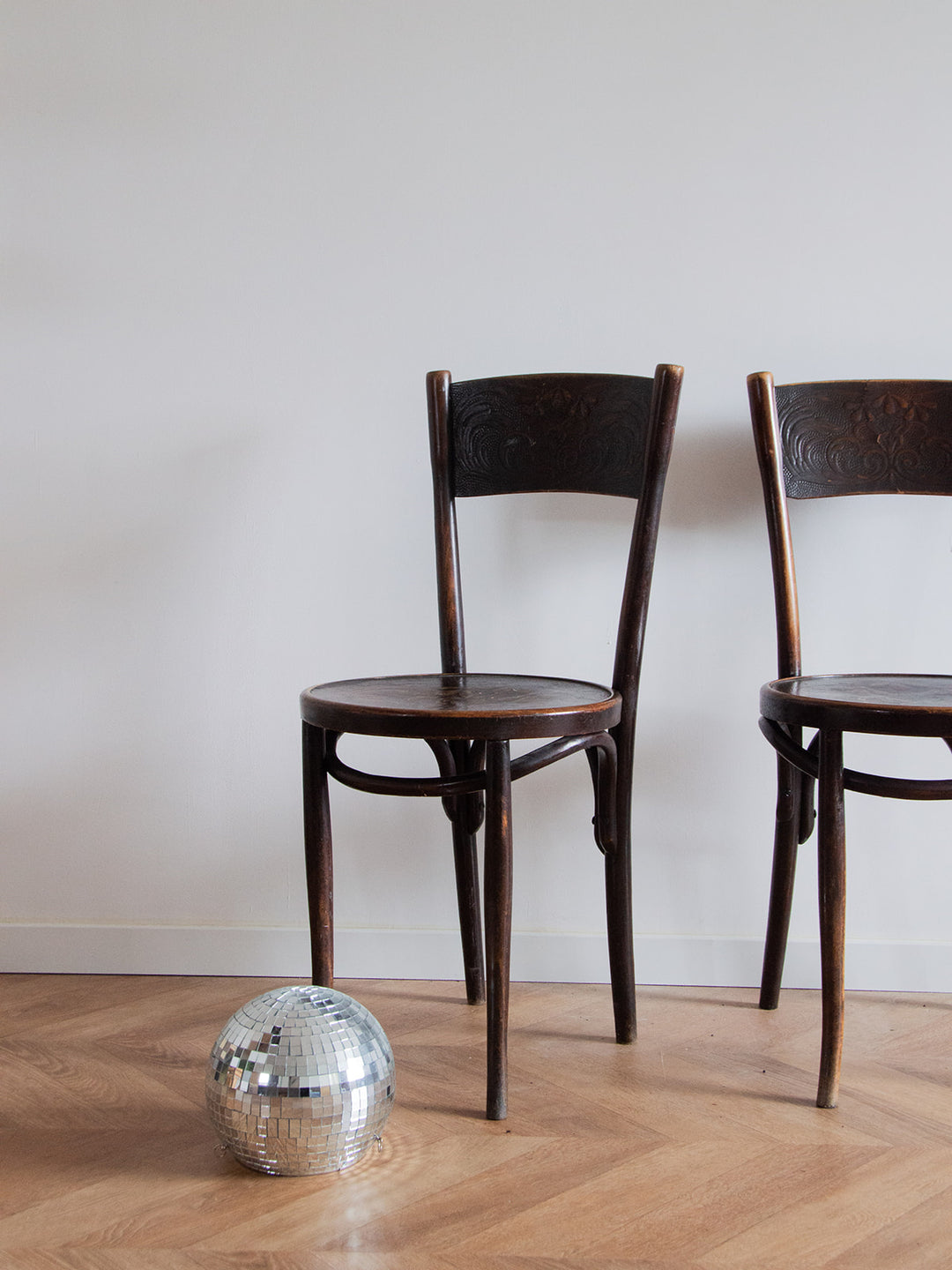 claude-chaise-bois-660-2