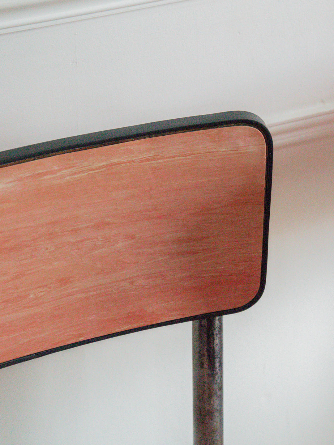 alma-chaise-formica-816-6