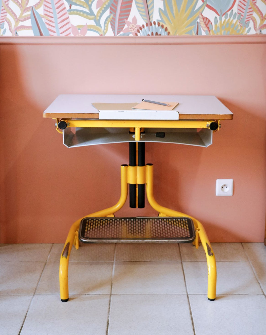 yvan-bureau-metal-500-1