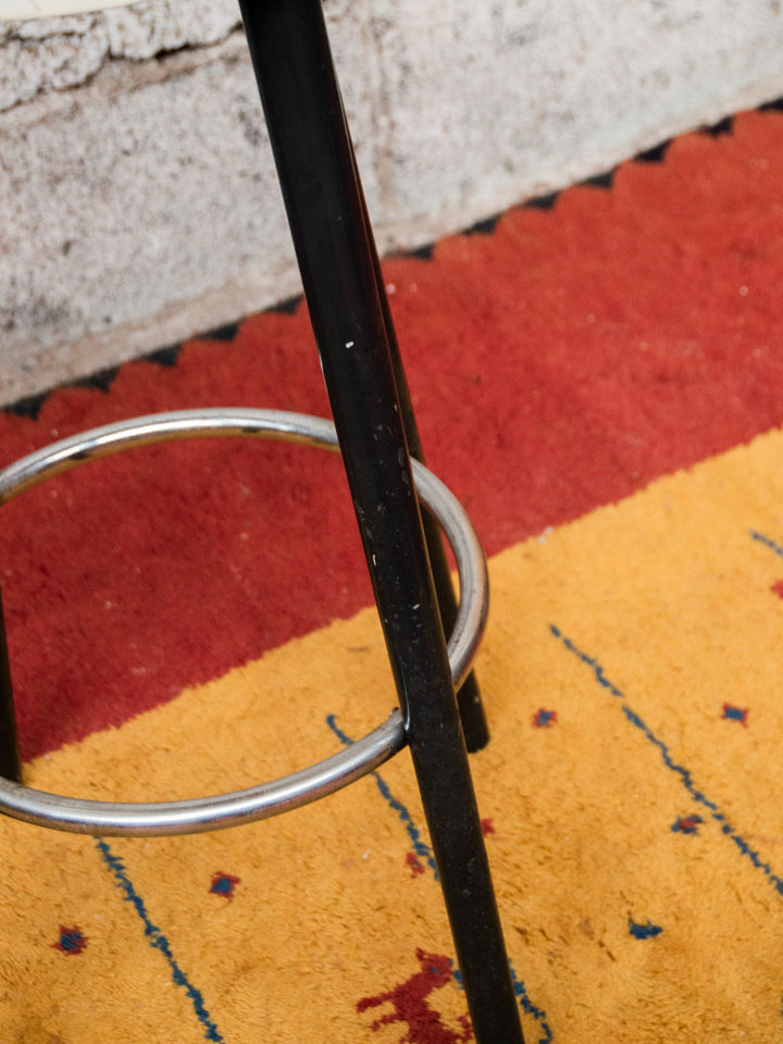 pierre-tabouret-bar-plastique-43-6