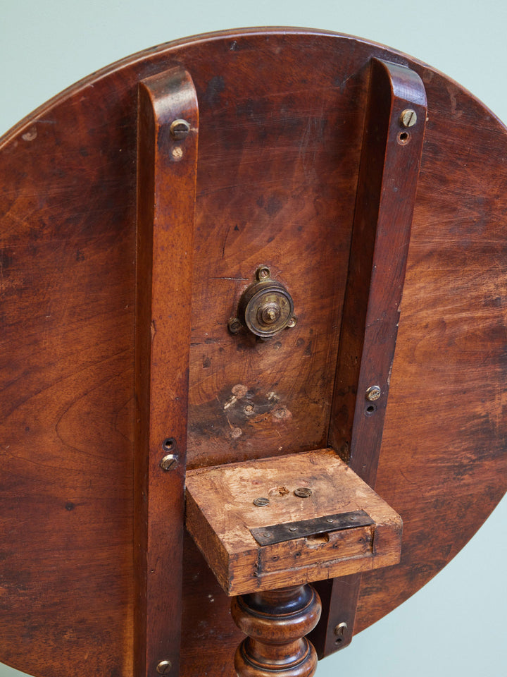 alfred-gueridon-bois-anglais-vintage-1450-9