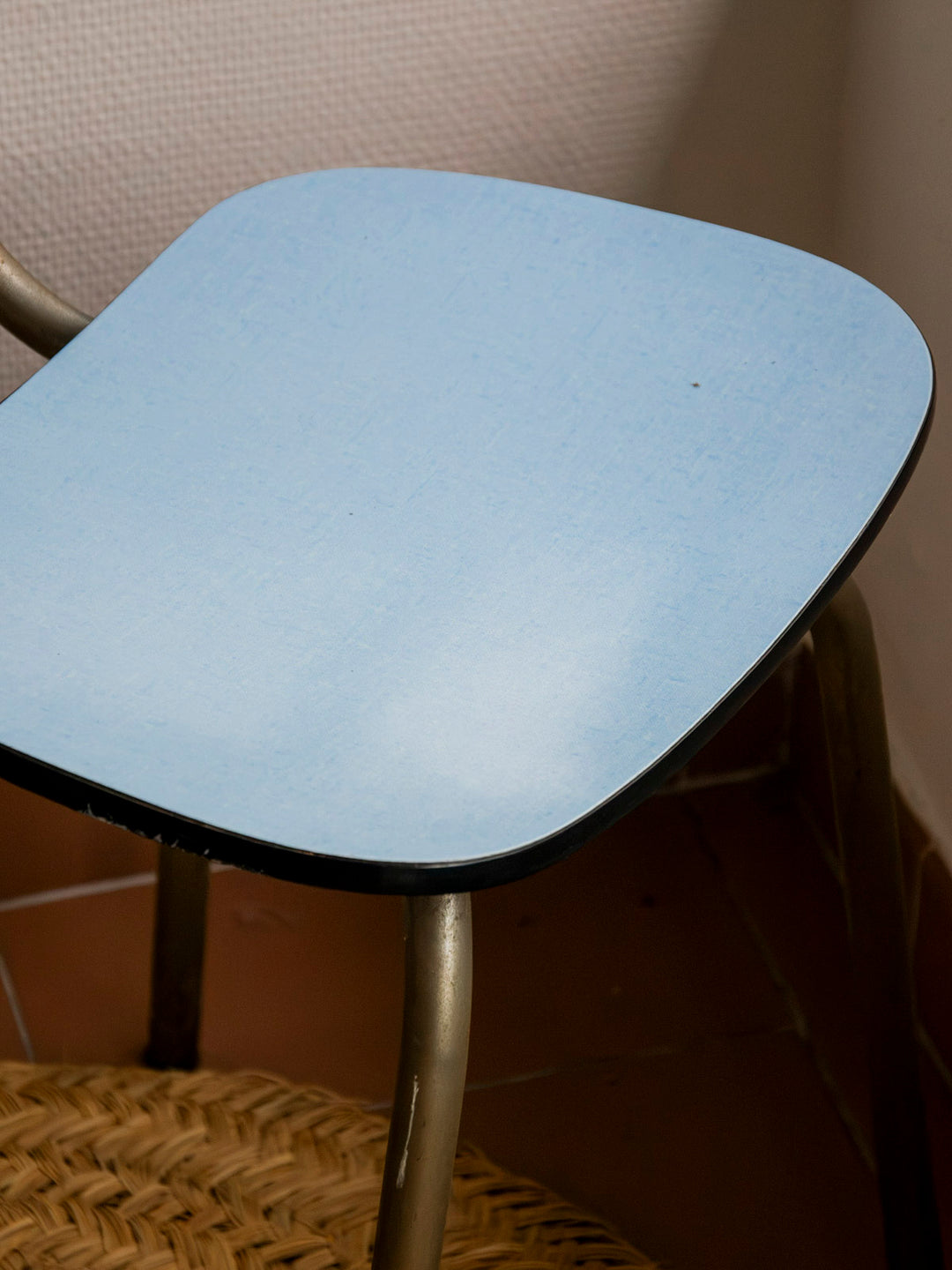 alma-chaise-formica-2109-5