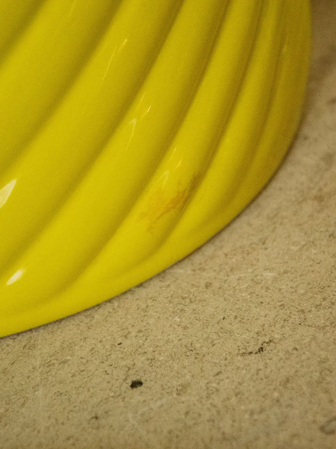 julia-lampe-à-poser-jaune-712-8