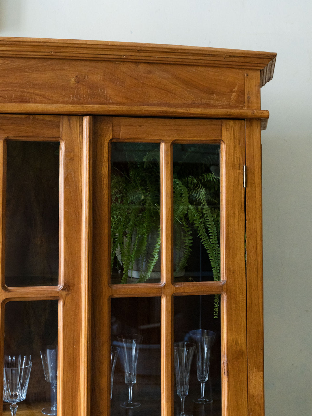 victoria-vitrine-bois-1280-15