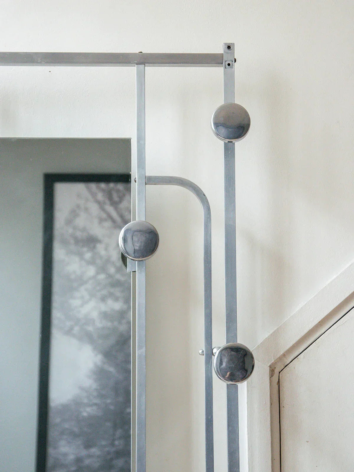 charlie-porte-manteaux-miroir-aluminium-48-2