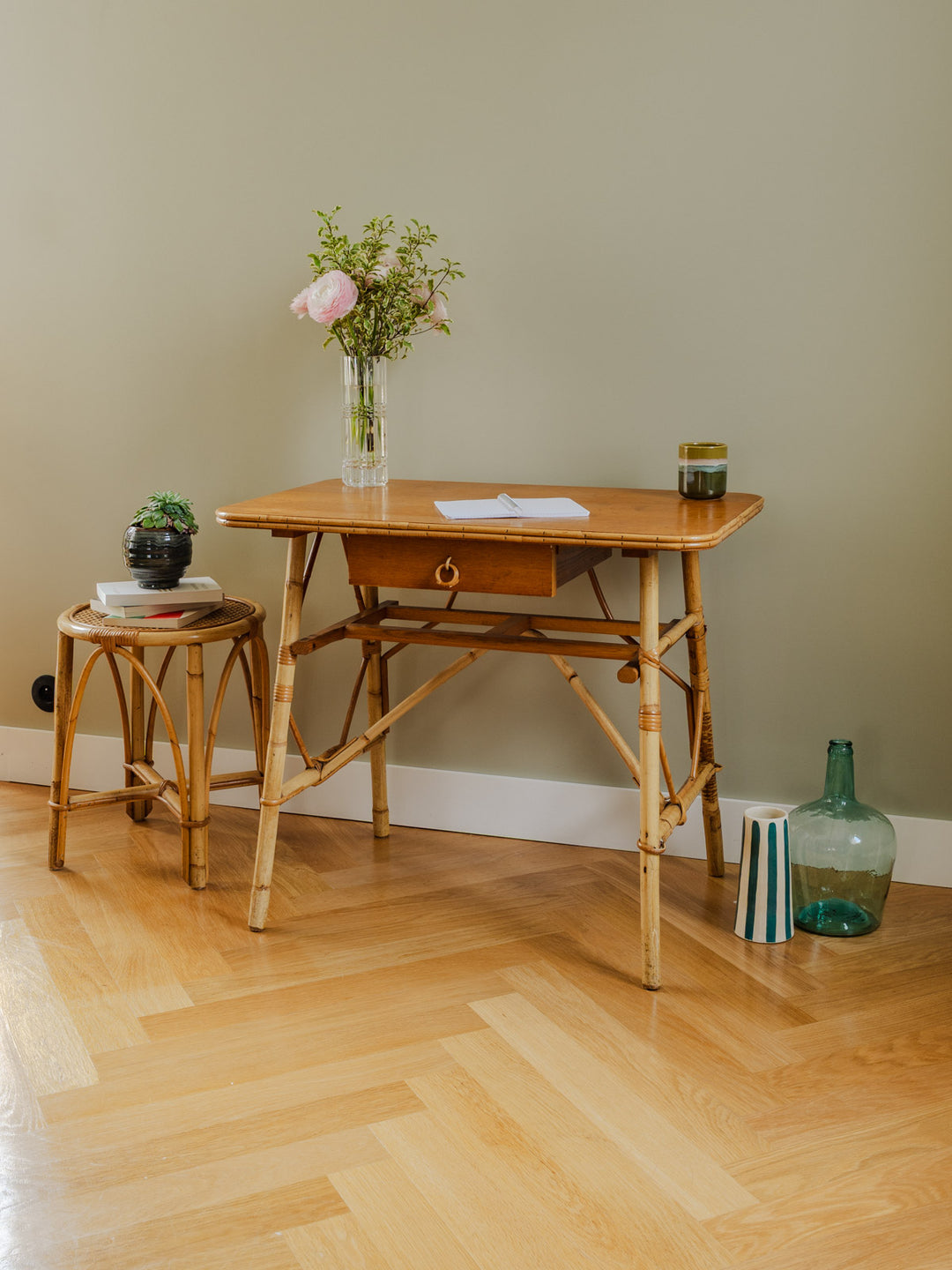 edouard-bureau-rotin-555-3