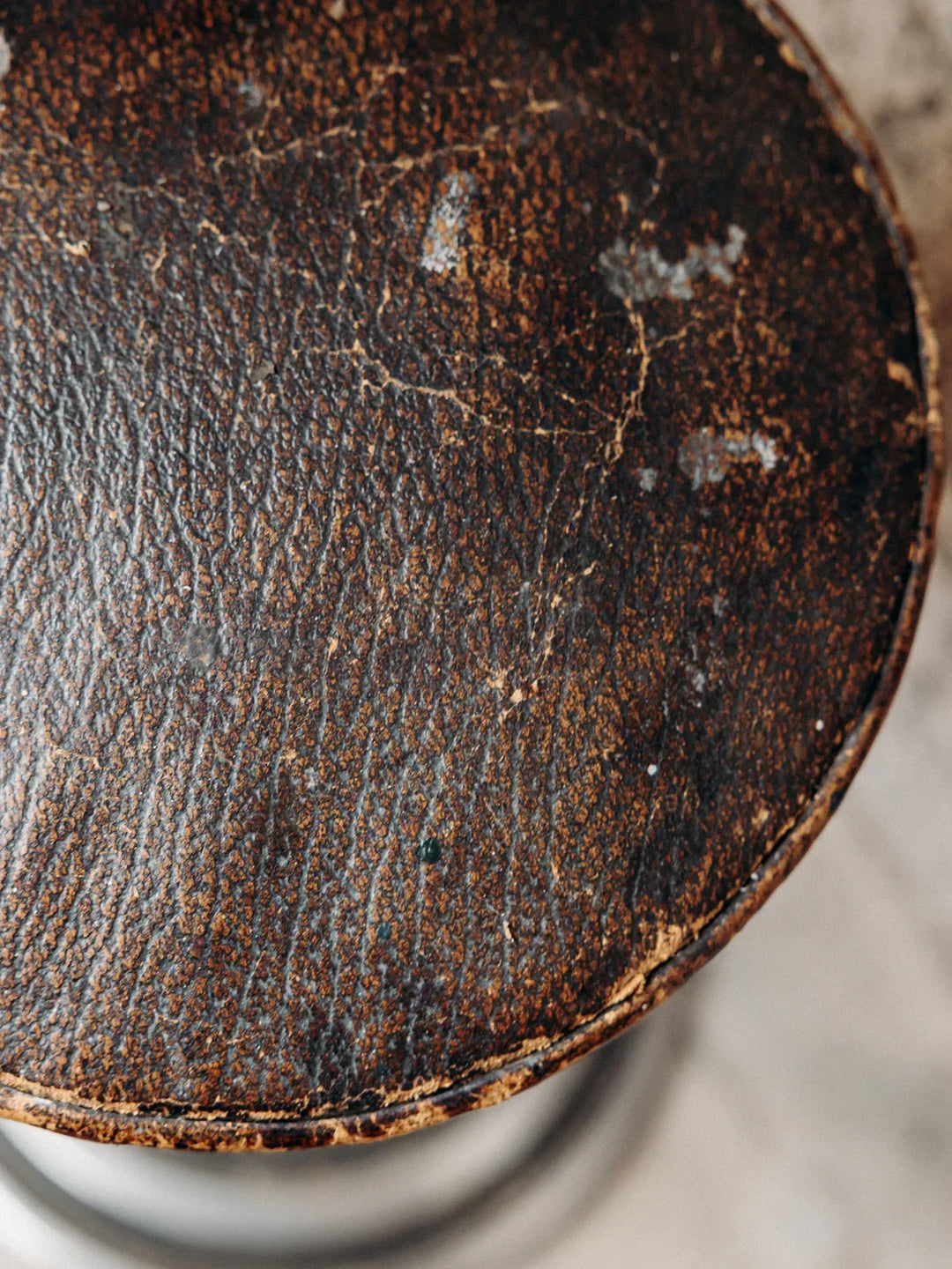 gaston-tabouret-bar-cuir-133-4