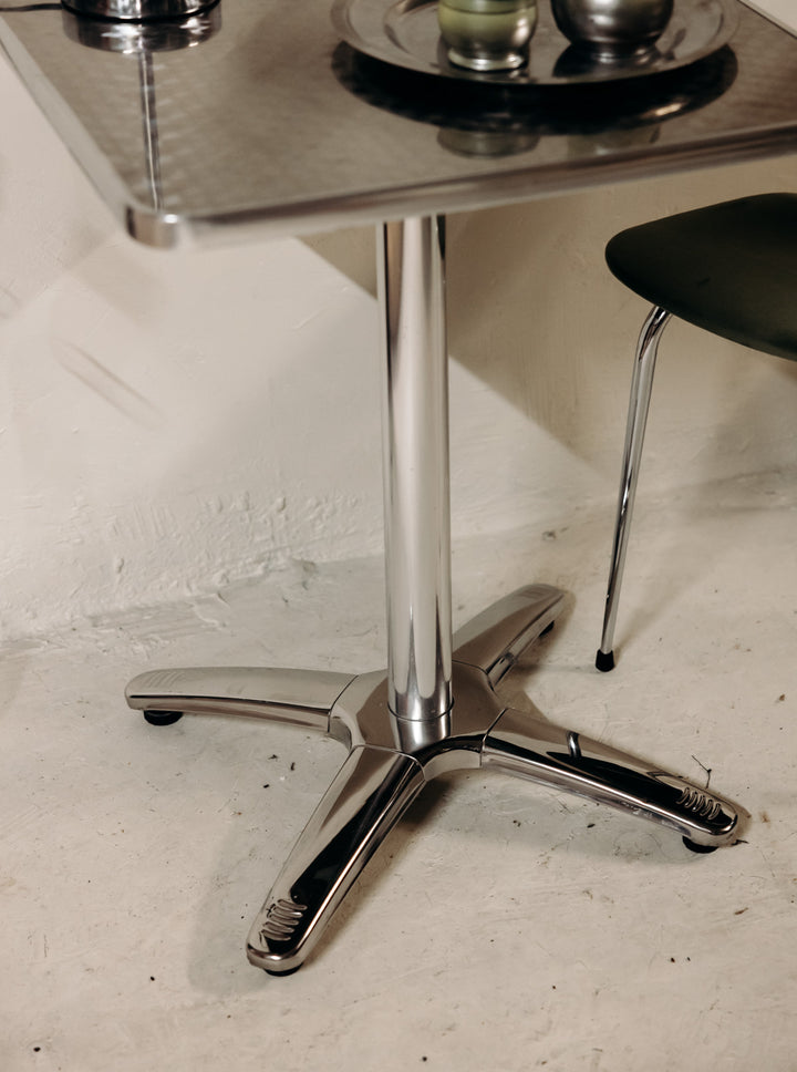 denise-table-a-manger-bistro-acier-1202-6