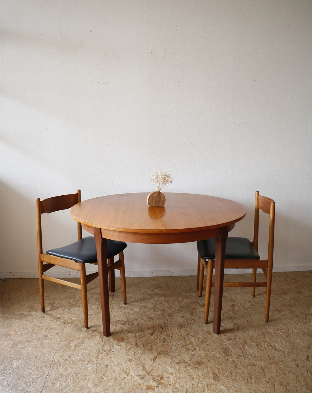 karla-table-à-manger-teck-1024-1