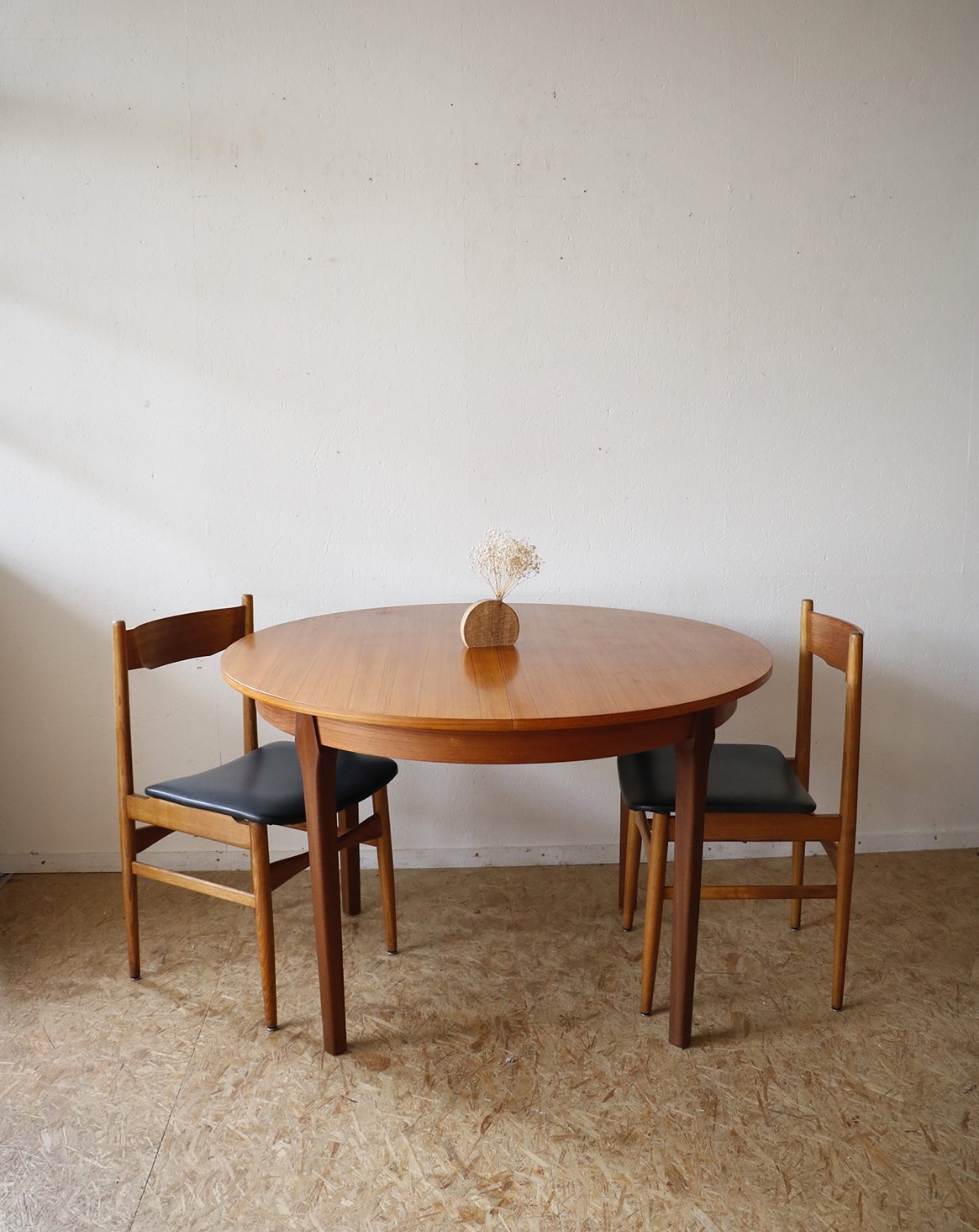 Our vintage furniture and second-hand furniture