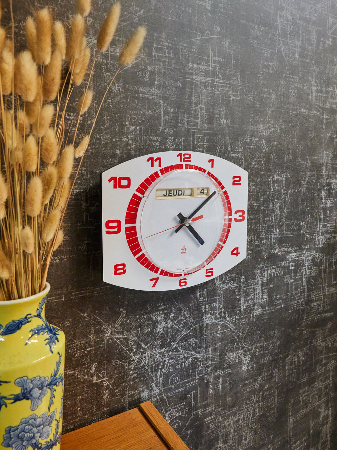 nour-appareil-electrique-vintage-bois-57-3