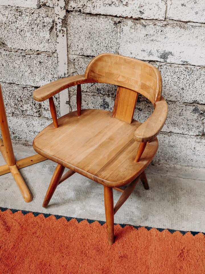 4U3A2503_Debongout-Alsace-08-07-25_033fauteuilbois_0325.jpg