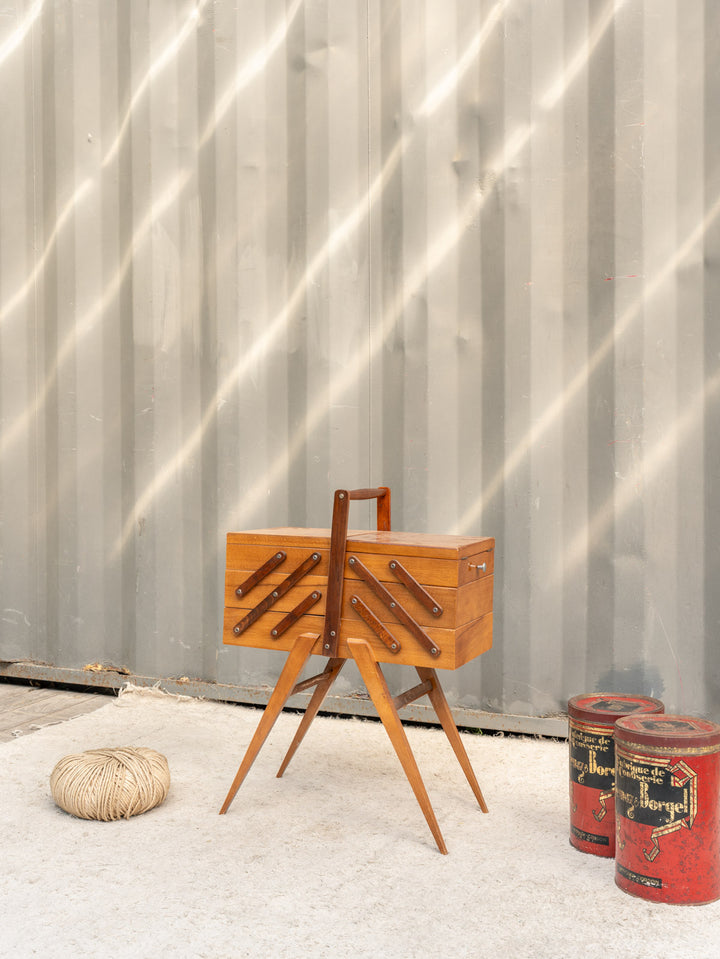 brigitte-travailleuse-bois-350-3