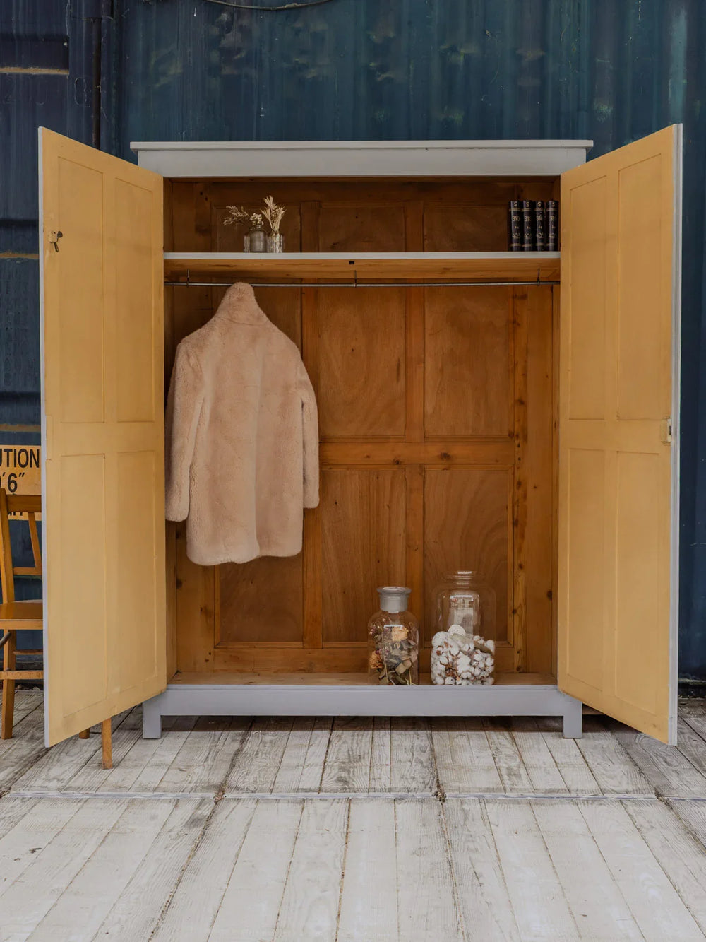 blandine-armoire-bois-351-2