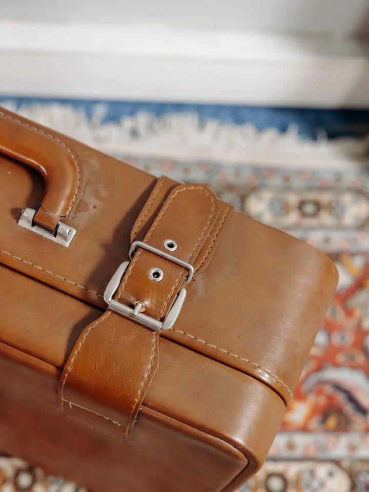 lucienne-malle-camel-217-5