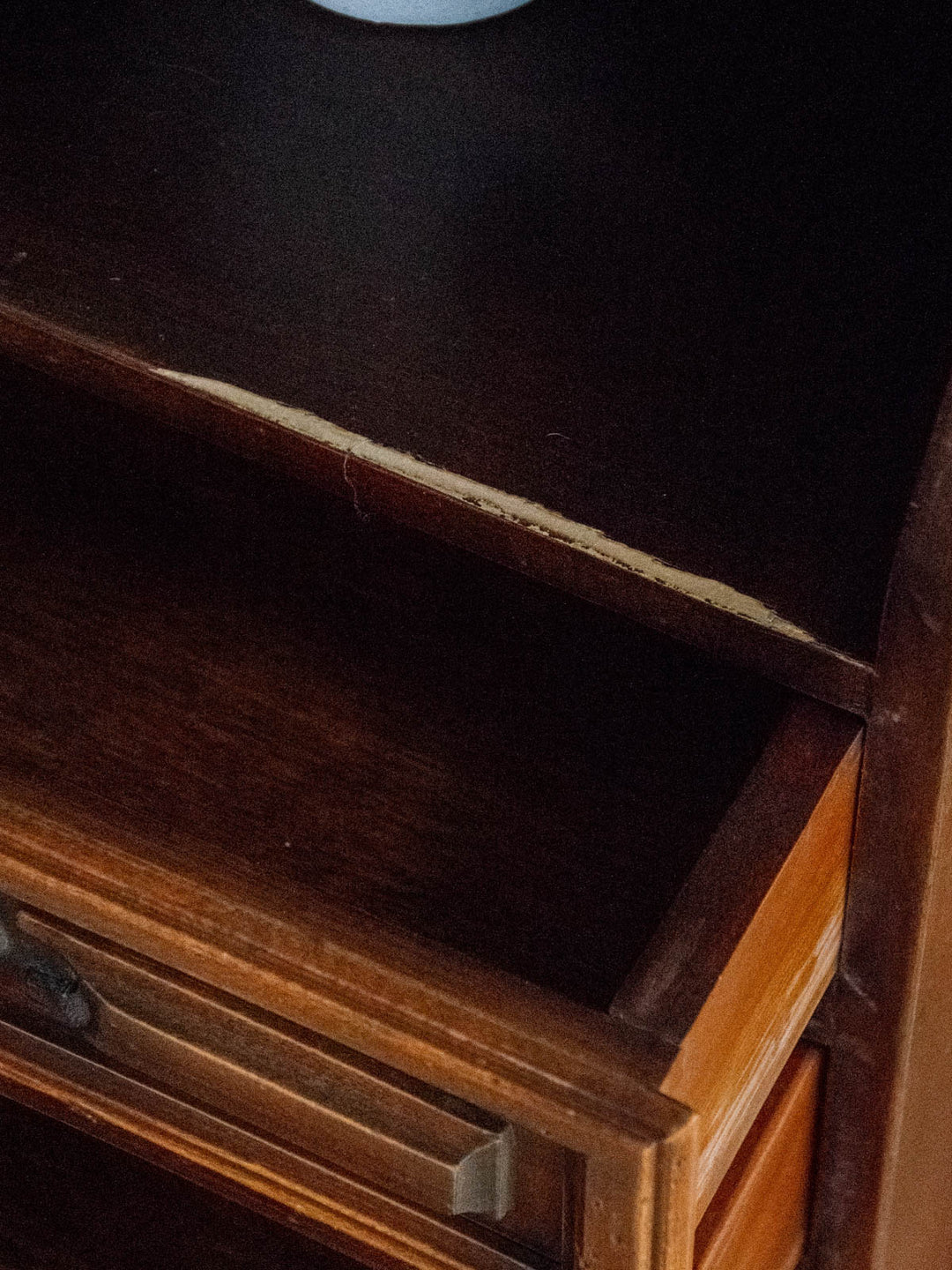 gilbert-buffet-bois-561-8