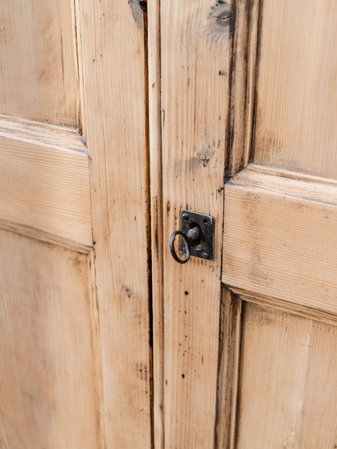 blandine-armoire-bois-542-11