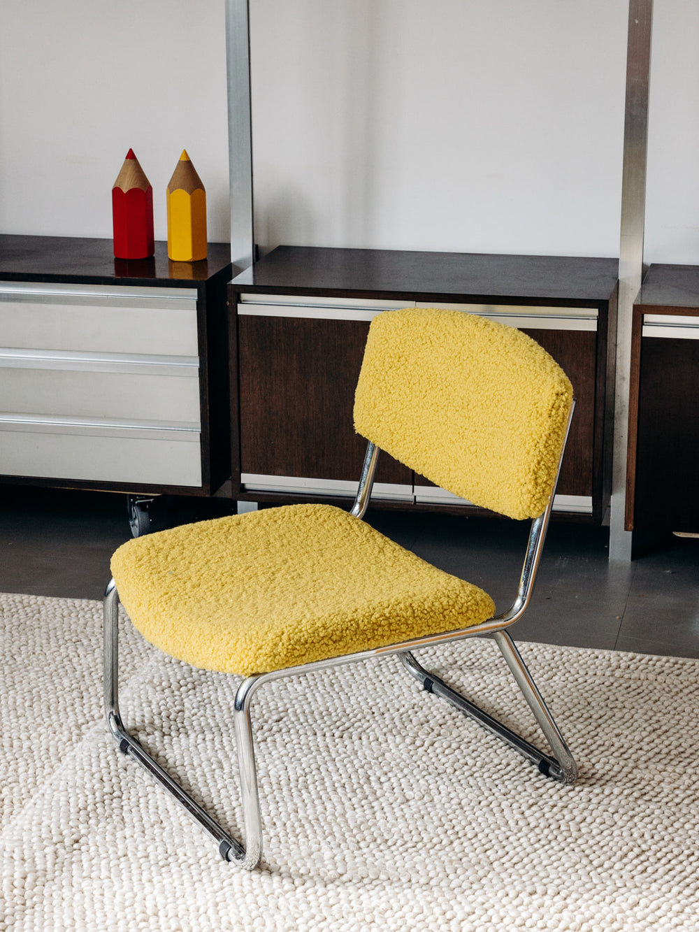 4U3A4240_Debongout-retrochic-04-03-25_033fauteuiljaune_0315.jpg