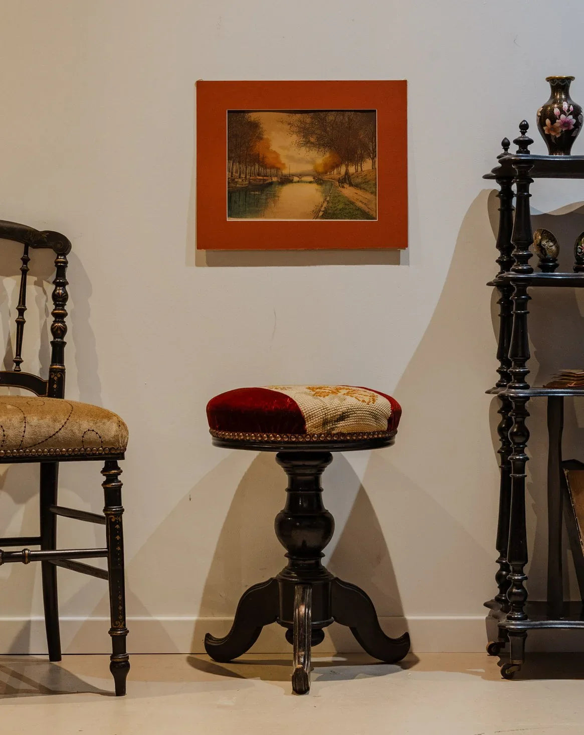 regis-tabouret-bois-1345-1
