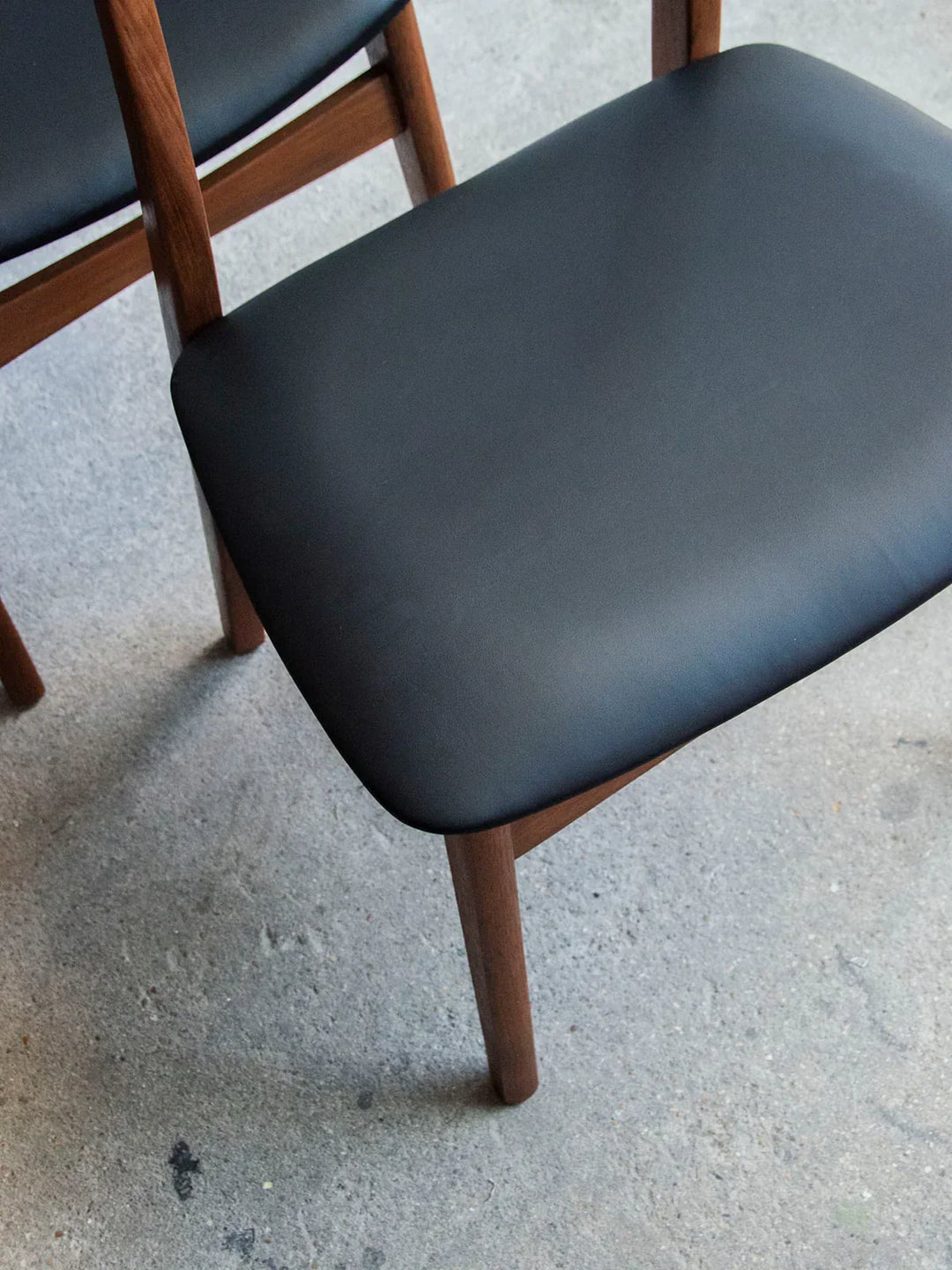 alma-chaise-teck-694-8