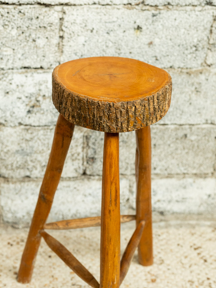 gaston-tabouret-bar-bois-brutaliste-199-5