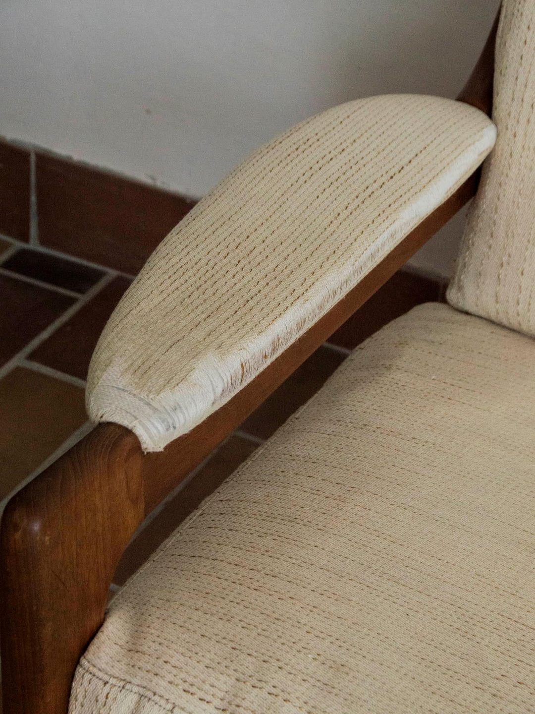 clara-banquette-teck-67-11