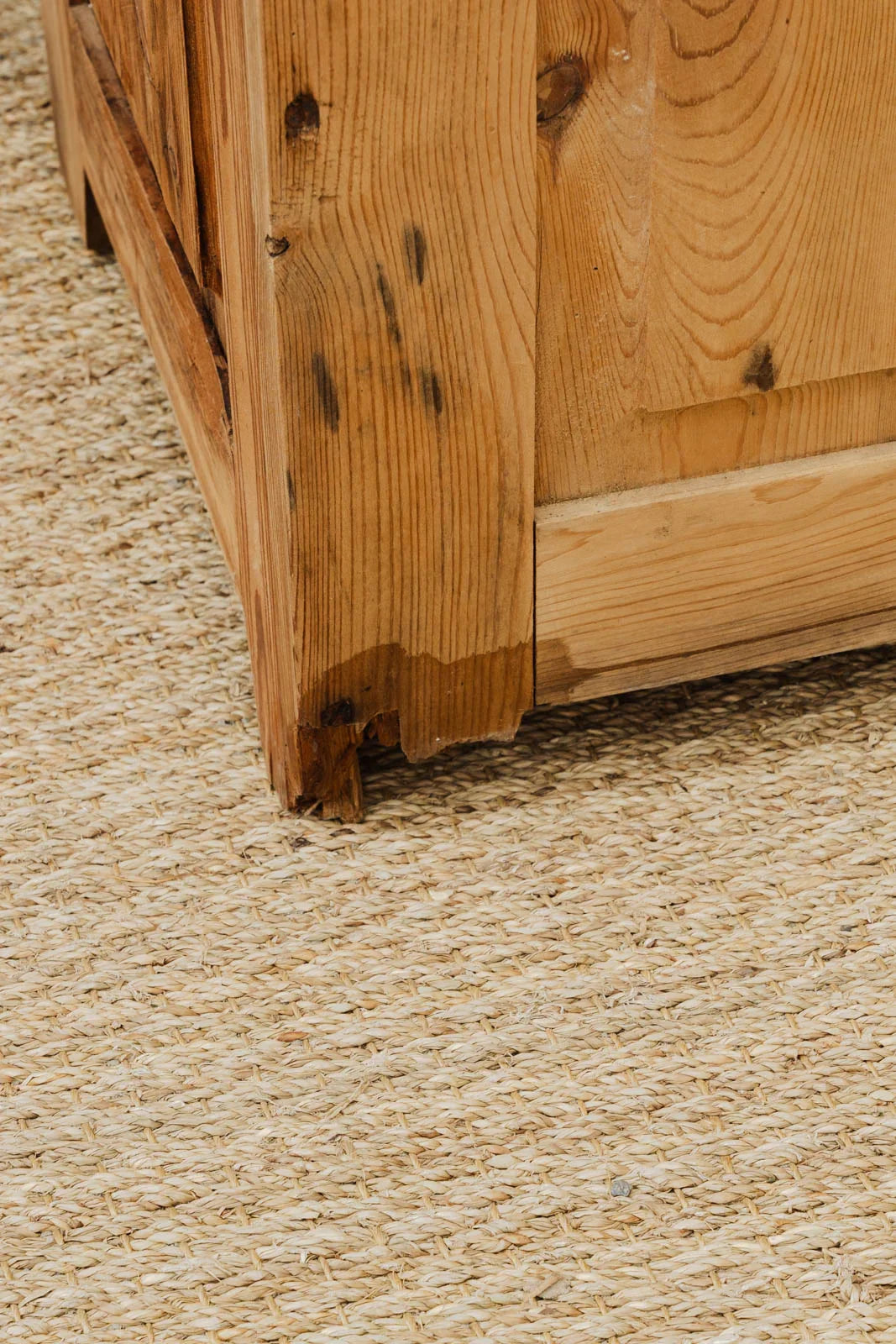 gilbert-buffet-pin-446-7