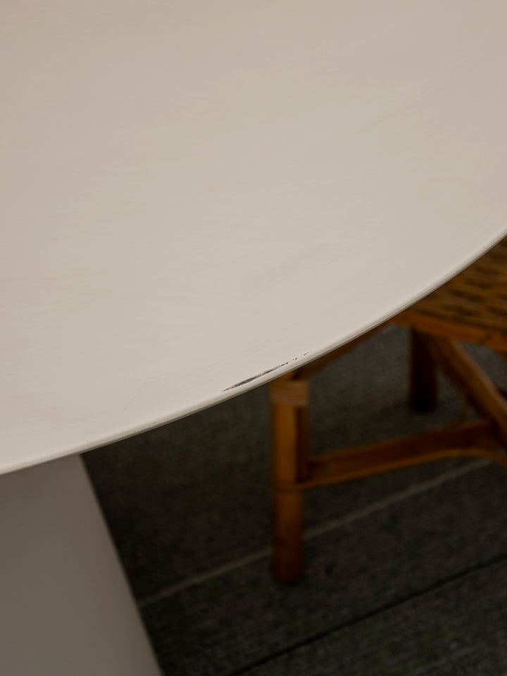 karla-table-a-manger-design-blanc-1224-6