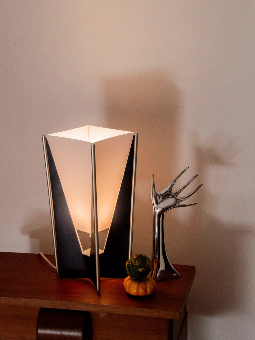 julia-lampe-à-poser-knoll-510-2