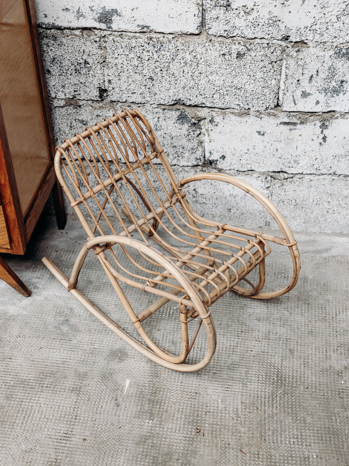 4U3A3477_Debongout-Alsace-15-04-25_086fauteuilbasculeenfant_0275.jpg