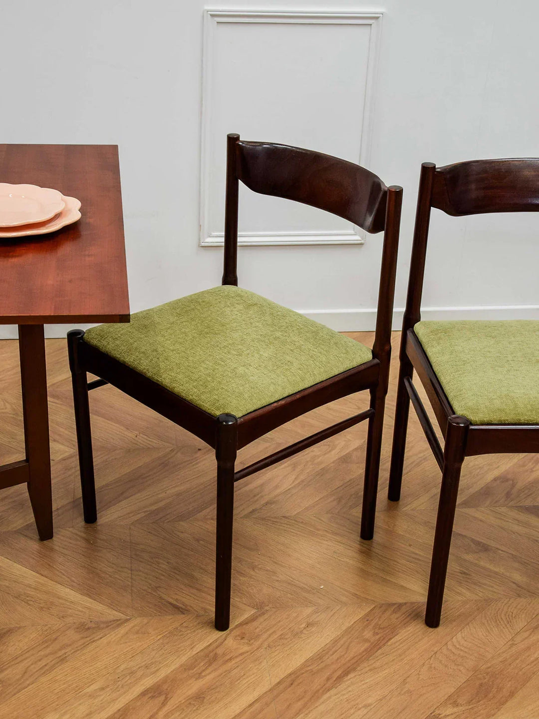 alma-paire-chaises-bois-403-2