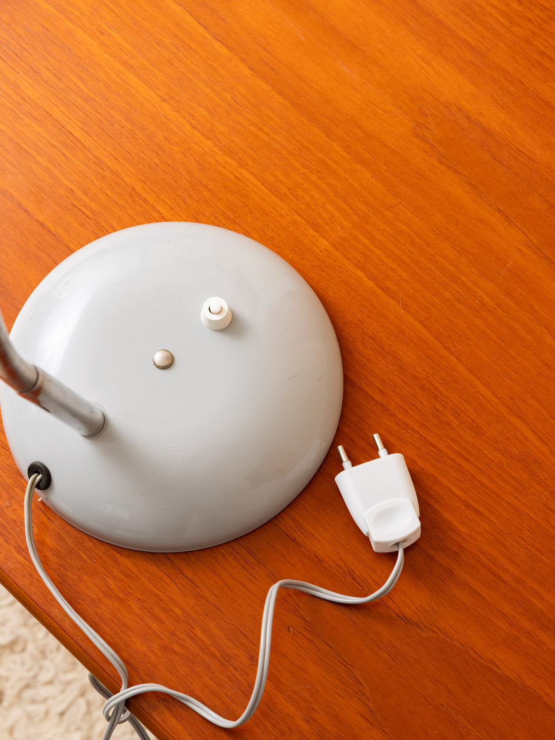 julia-lampe-a-poser-metal-industriel-vintage-sarlam-1067-4