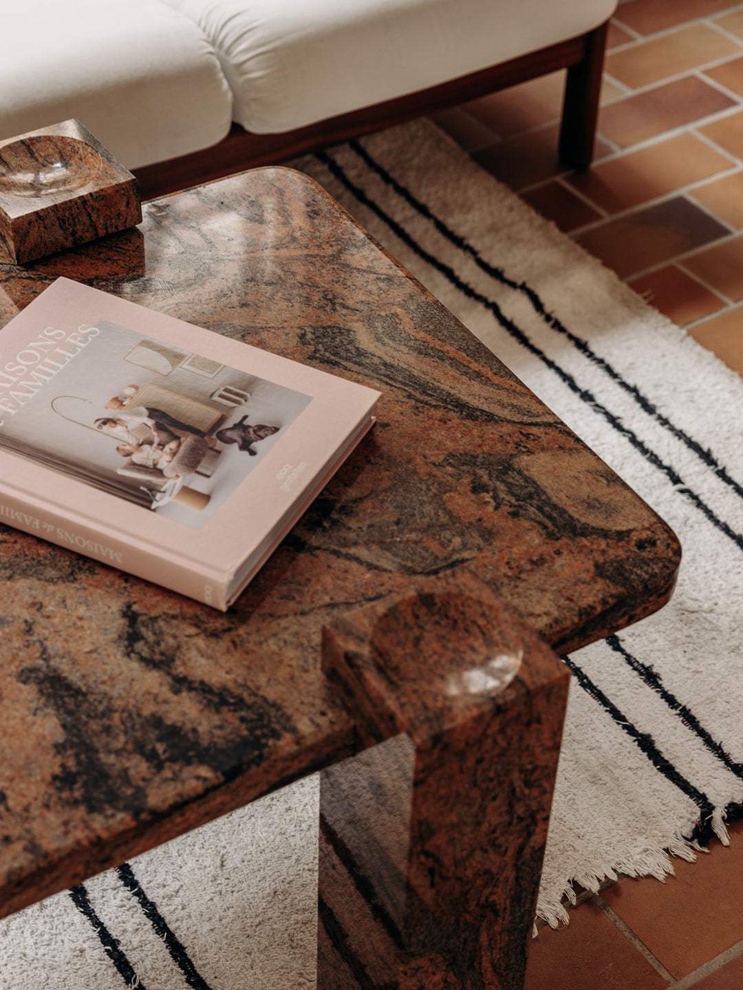 marie-pierre-table-basse-granite-45-3