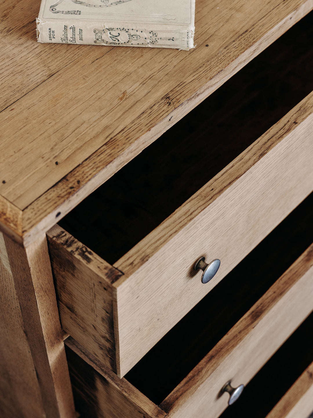 4U3A7471_Debongout-lude-29-04-25_007commode_0064.jpg