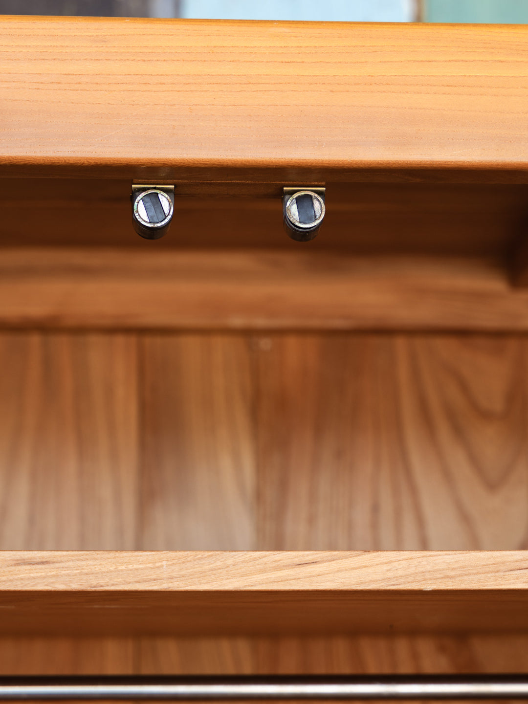 12Armoire.jpg