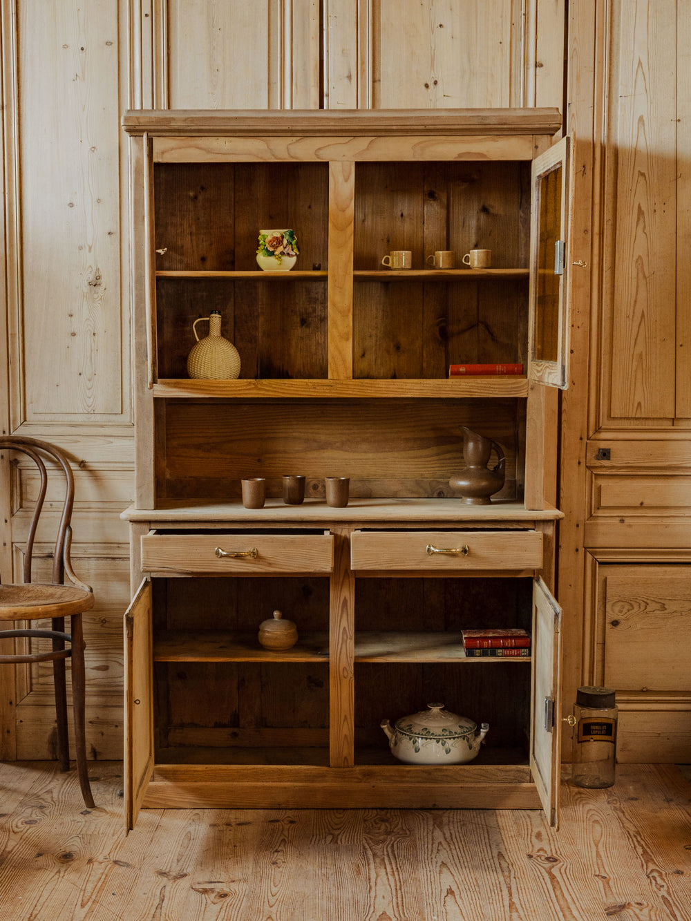 gilbert-buffet-bois-1558-2