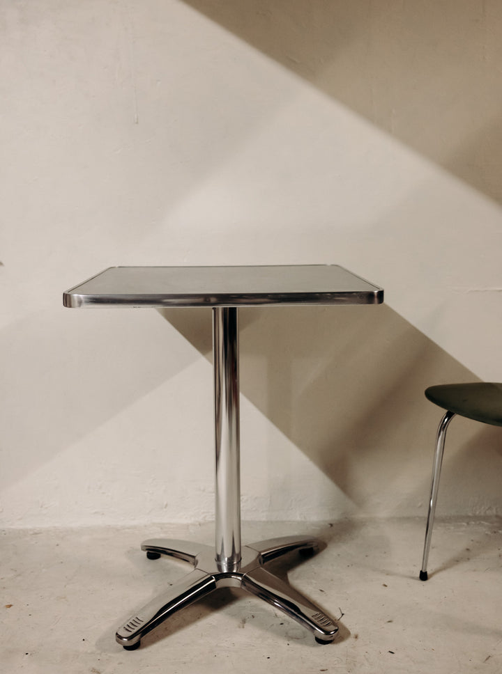 denise-table-a-manger-bistro-acier-1202-3