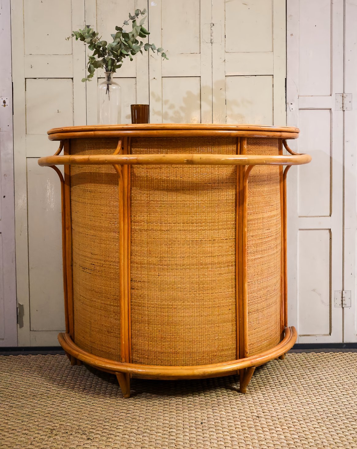 Our vintage furniture and second-hand furniture