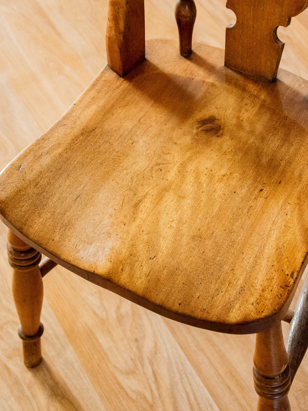 claude-chaise-bois-1030-10