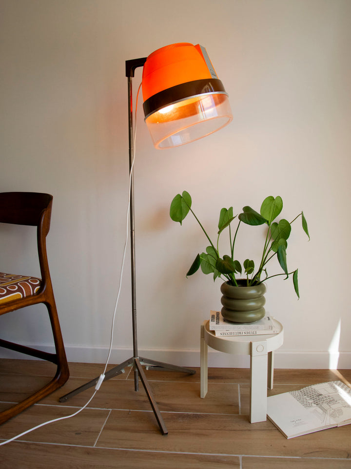 suzanne-lampe-a-poser-plexiglass-643-2
